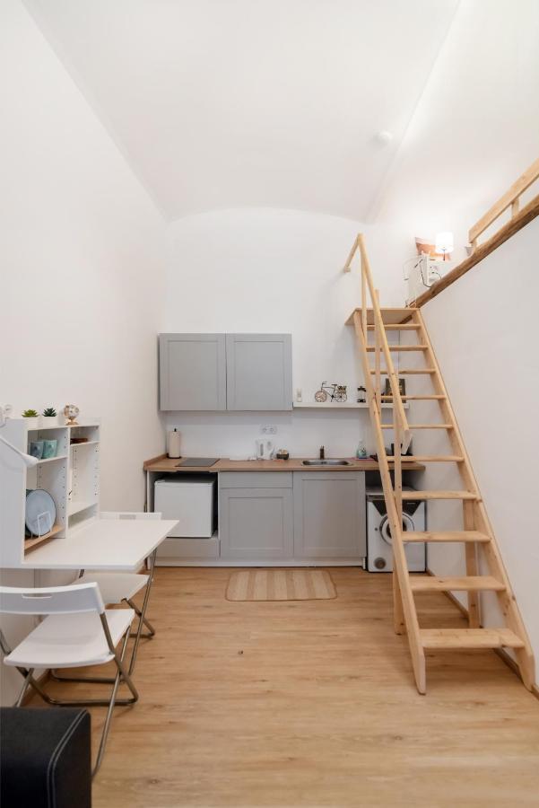 Klein, Aber Fein In Zentraler Ruhelage Appartement Wenen Buitenkant foto