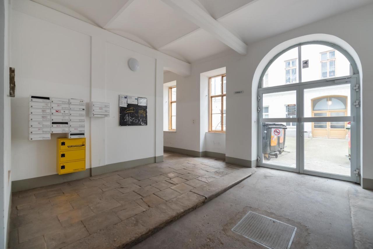 Klein, Aber Fein In Zentraler Ruhelage Appartement Wenen Buitenkant foto